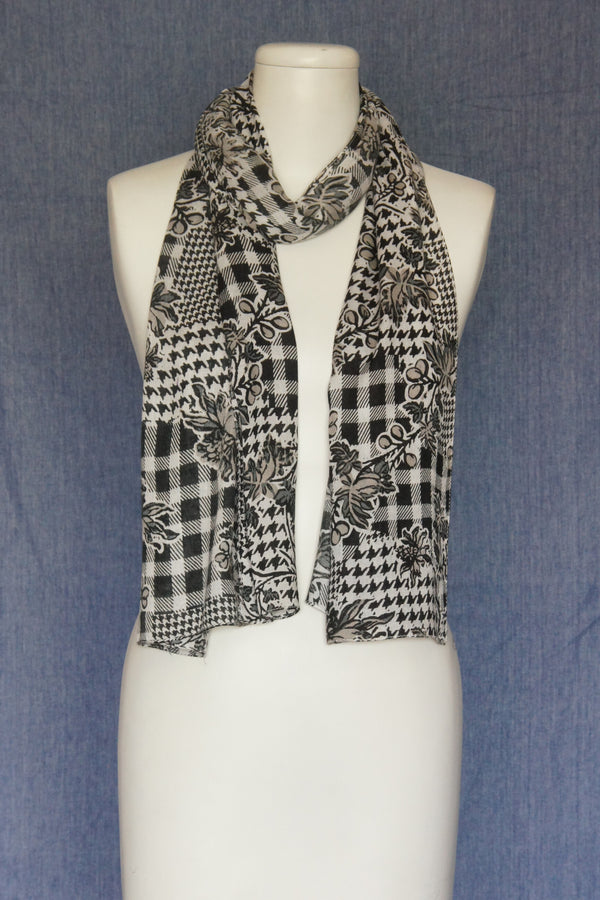 Classic Print Scarf (SE-1574)